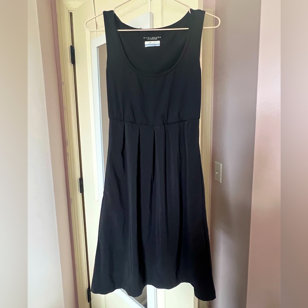 Columbia Casual Dress (Ideal For Walking And Light Exercise). Size Xs